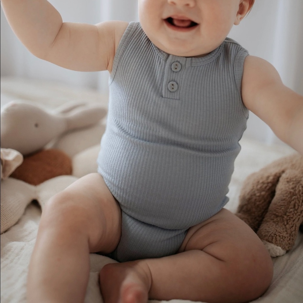 Jamie Kay Bodysuit - Picture 2 of 3